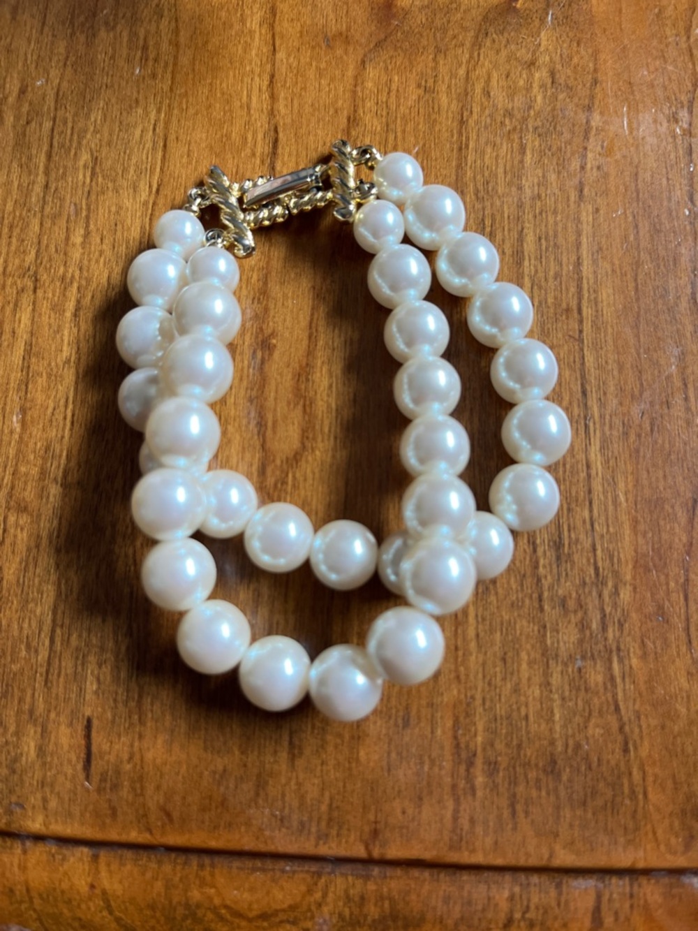 Cream and gold bracelet